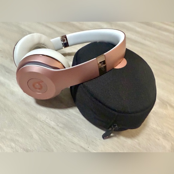 Dr. Beast Solo3 Wireless On-Ear Headphones Rose Gold Moder - Picture 9 of 15